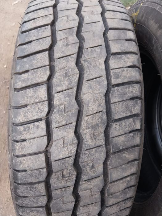 4 шины 225 65 R16C. Цешка для груза.