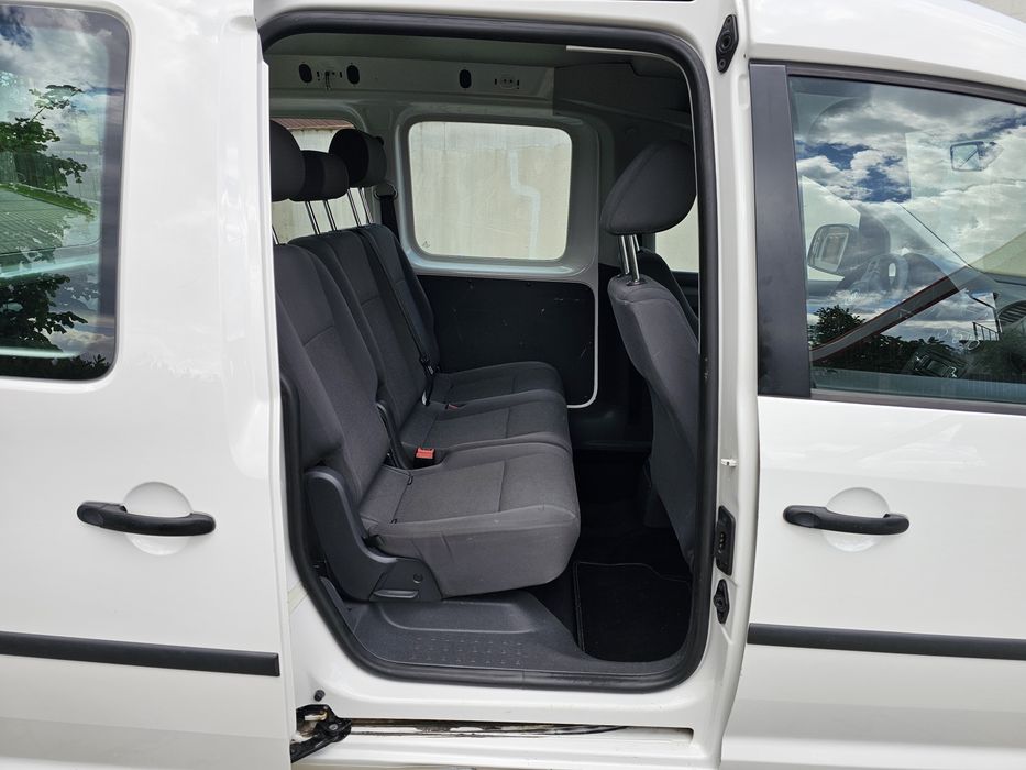 Vw caddy 2015 139000 km reali