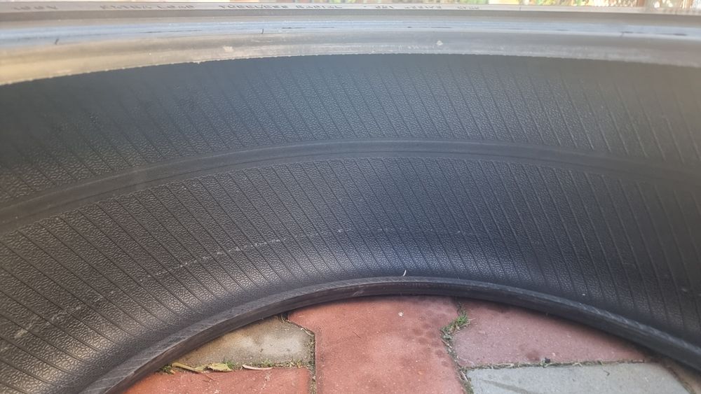 Anvelopă Nokian all season 255/40 R19 100V