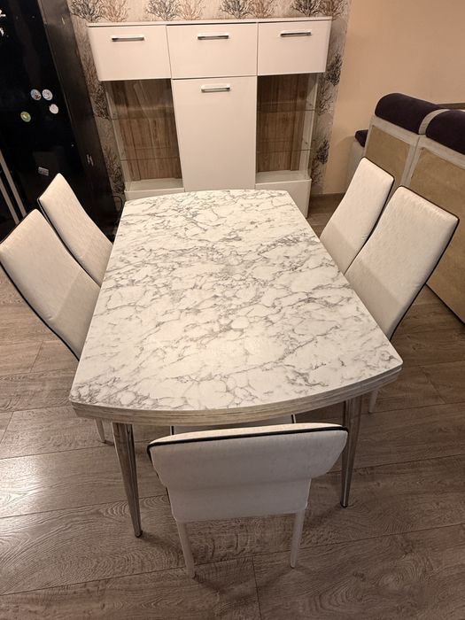 Трапезна маса с 6 стола
