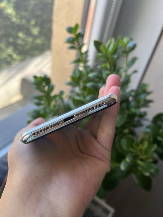 iPhone X Silver 64 Gb