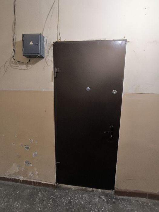 Студия. 1 ком квартиру Сергели 2. Бывшее общежитие . 3/4 . 18 м2 кирпи