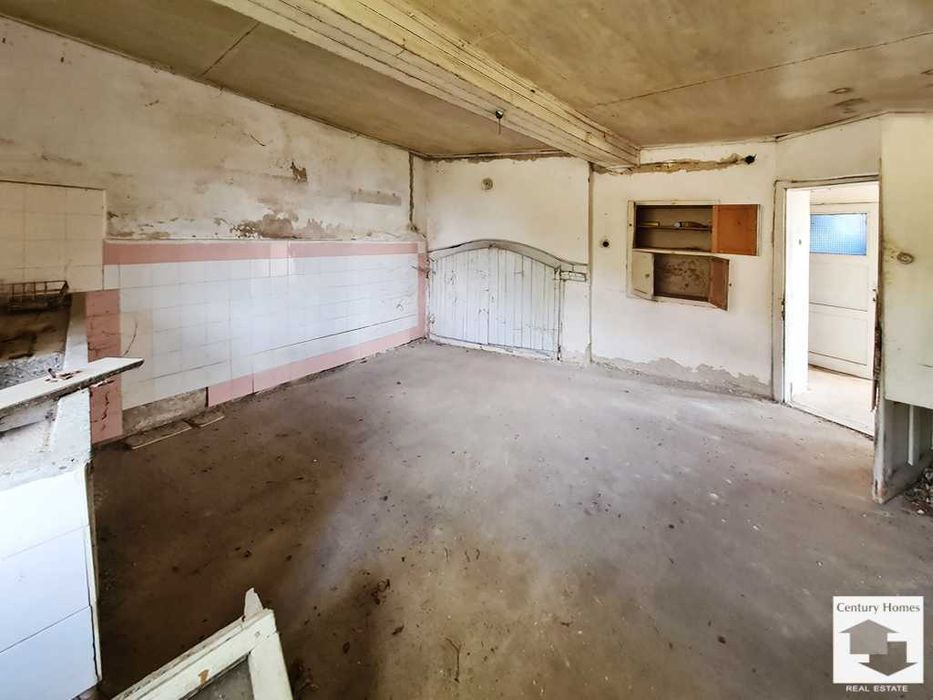 Продава се Къща в с. Гостилица, Област Габрово - 160 кв.м за 200 €/кв.м - Снимка #5