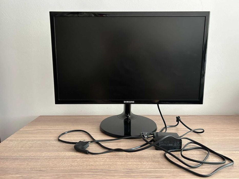 PC Gaming i5-9400 + GTX 1660 Super + Monitor 22” + Windows 10 Pro