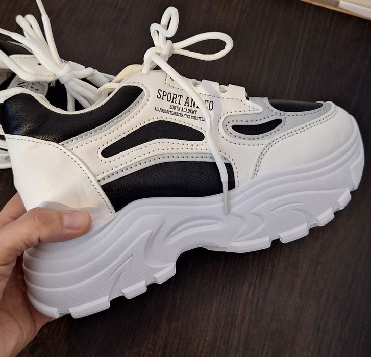 Adidasi damă,mărimea 36