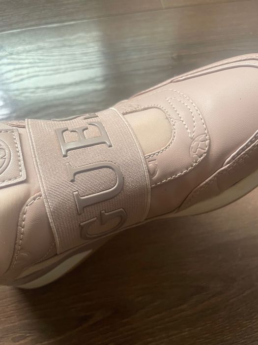 Сникърси Guess pink