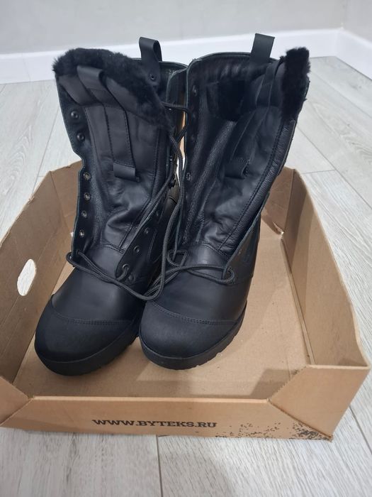 Продам зимние берцы!!!
