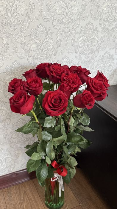 Цветы розы метровые гүл