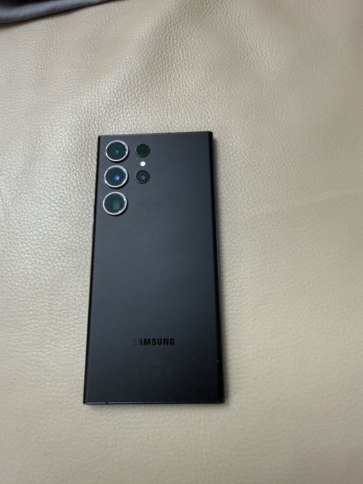 Samsung  ultra -23 / 256 gb