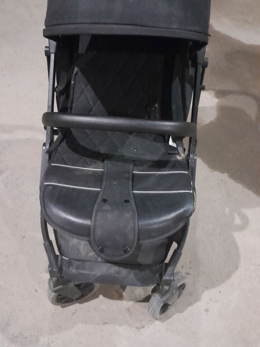 Каляска Продаётся бу
