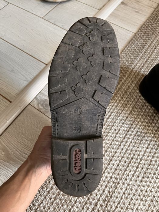 Продам осенние сапоги