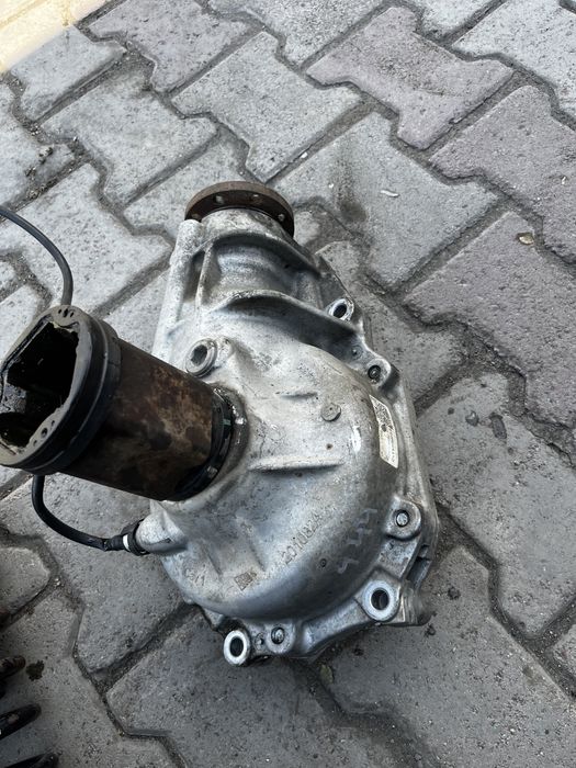 Редуктор переднего моста бмв е70