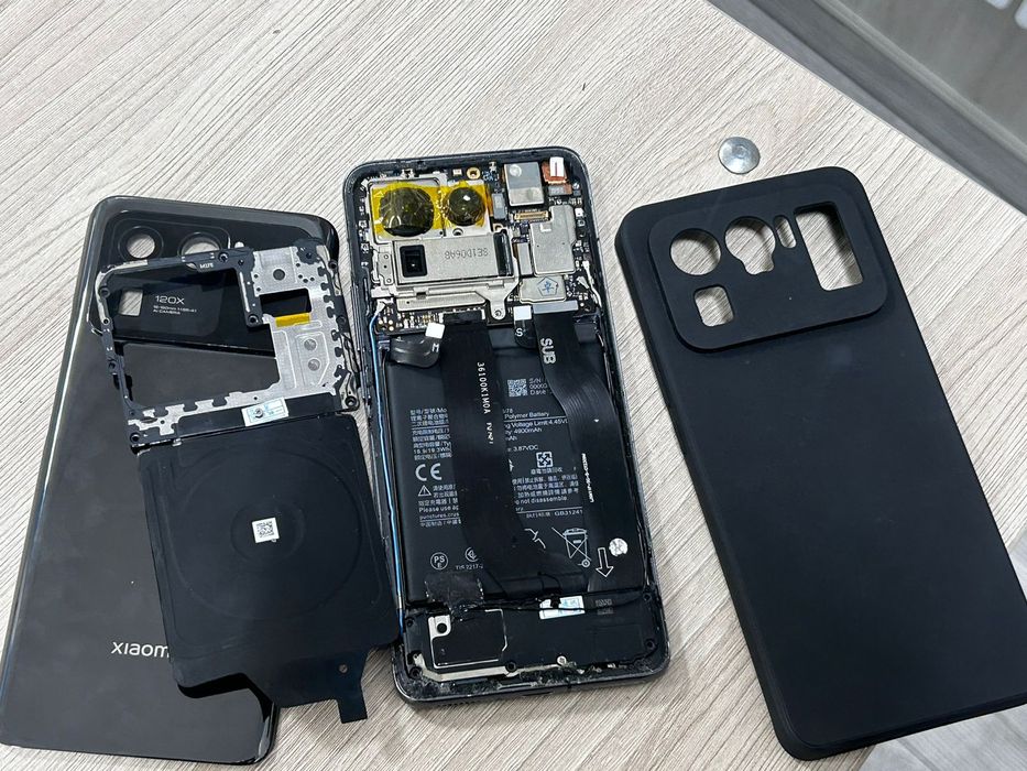 Ми 11 ультра описание ниже