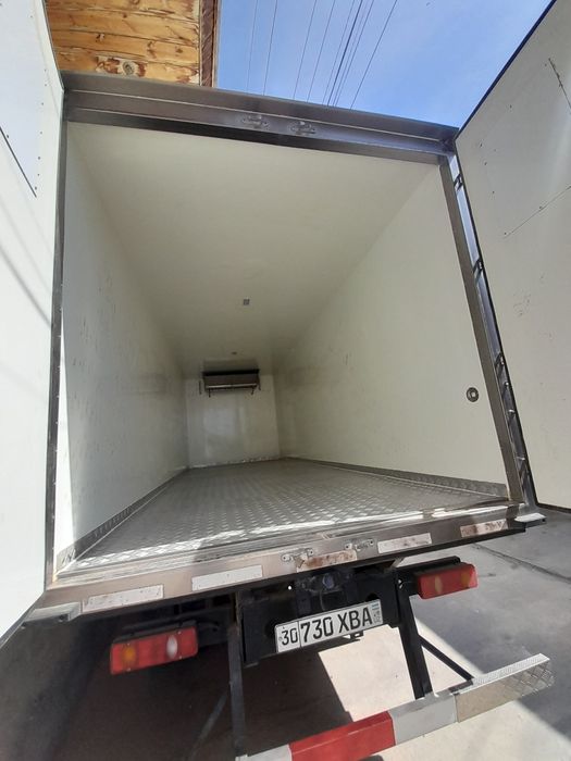 Грузовой Dongfeng