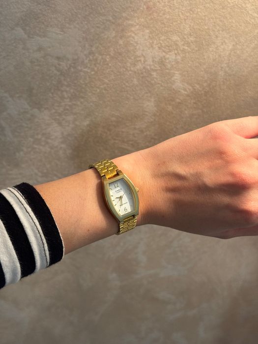 Дамски часовник Casio