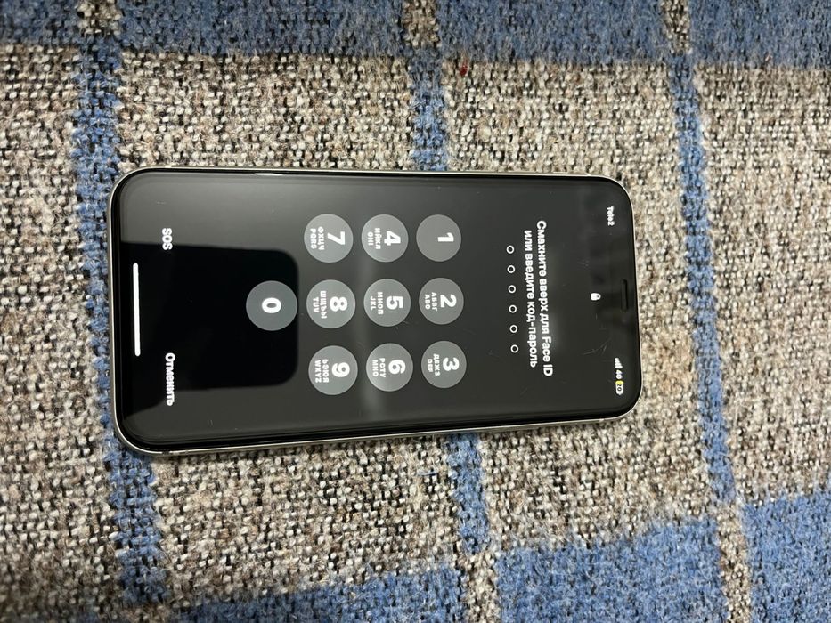 Продам iPhone 11