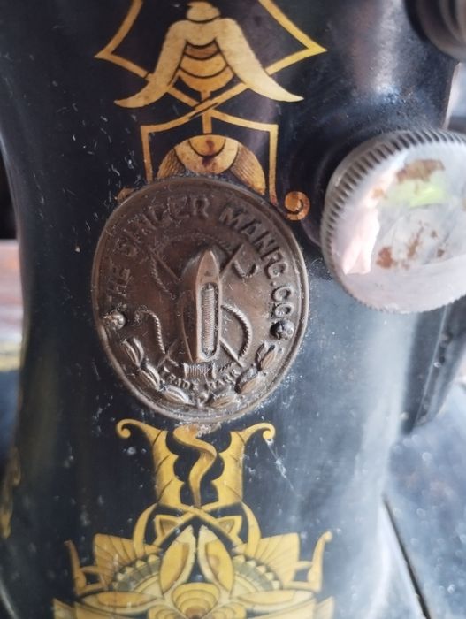 Mașină de cusut Singer model A