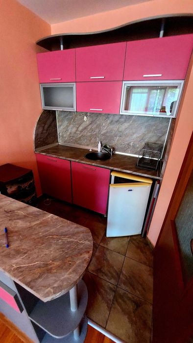 Дава се под наем Двустаен апартамент в Бургас, Възраждане - 60 кв.м за 89.25 € - Снимка #1