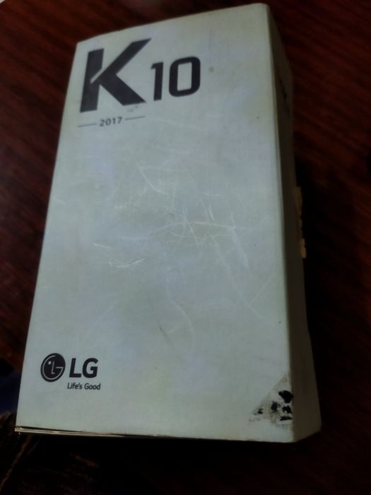 Продам 2 телефона.