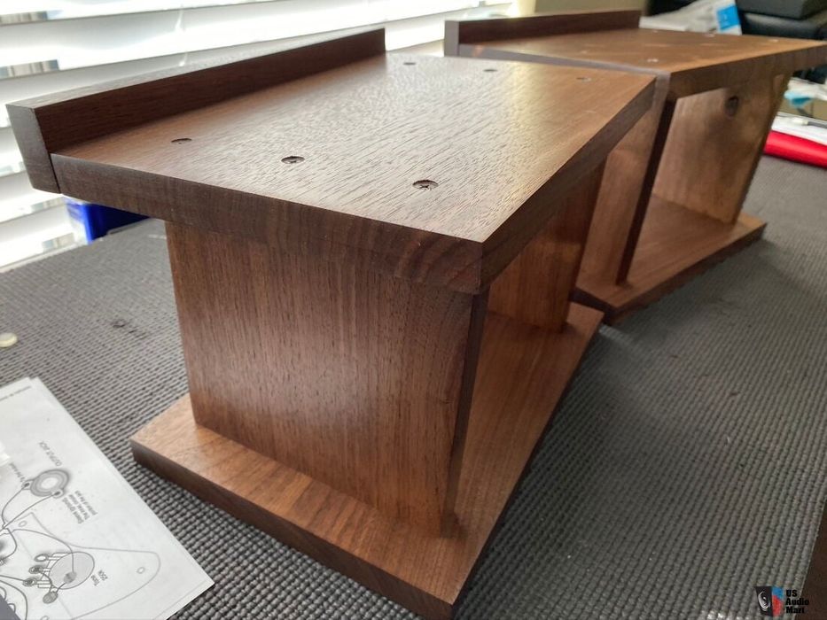 Стойки от масив дъб бук