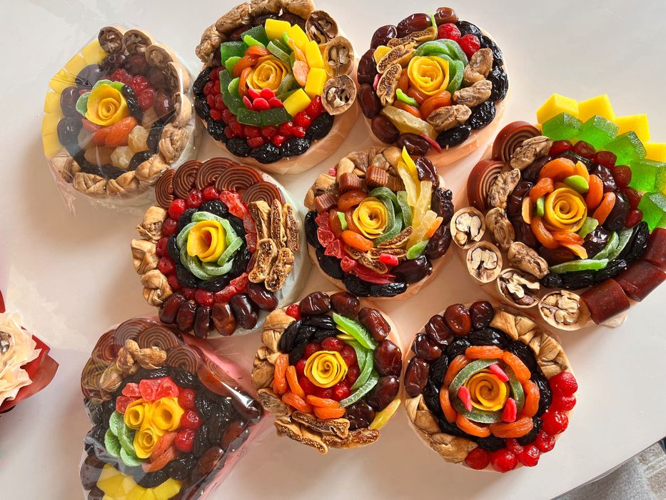 Букеты из сухофруктов