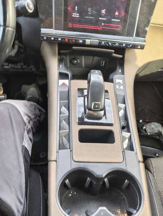 DS 7 Crossback 2.0BLUEHDI 177
DS 7 Crossback 2.0BLUEHDI 177-НА ЧАСТИ