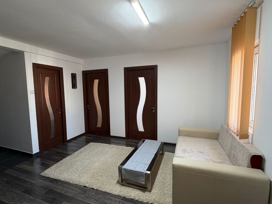 Apartament de închiriat