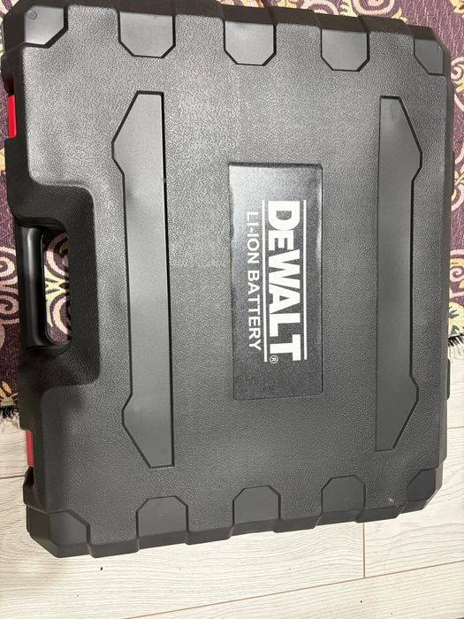 Электрический инструмент