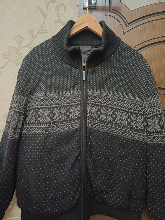 Куртка Hugo boss 56р