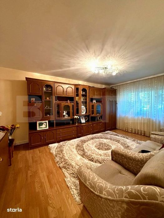 Apartament 3 camere, 64 mp, cartier Obcini