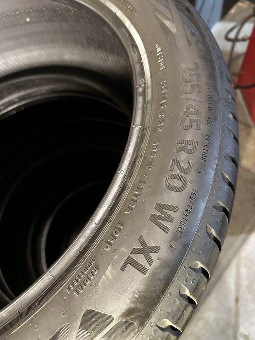 Set Complet 255/45 R20 105W XL | 286 40 R20 108W XL Continental EcoContact 6Q MO Oferta