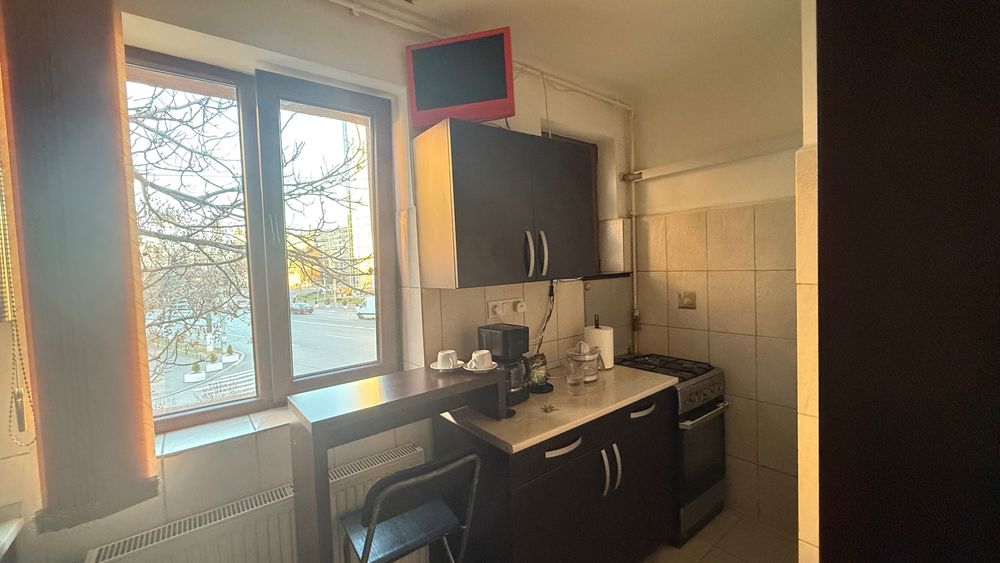Vanzare Apartament 2 camere decomandat  Ultracentral Primaria Ploiesti