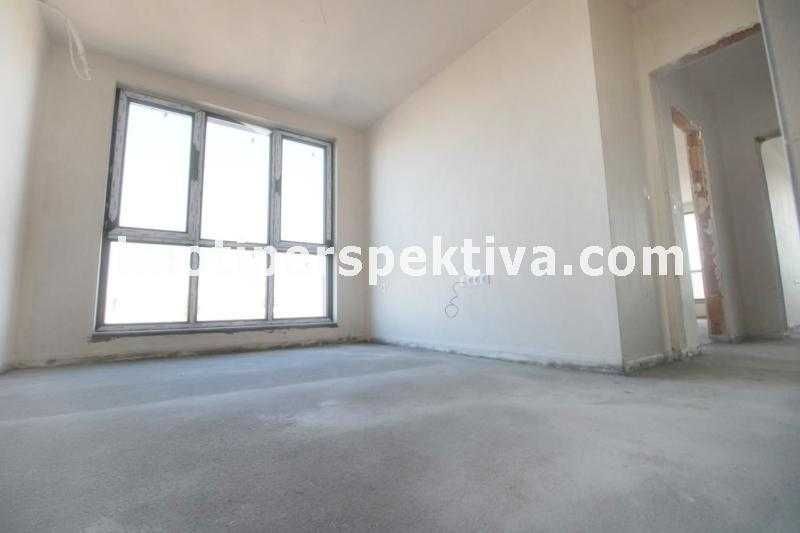 Продава се Тристаен апартамент в Пловдив, Остромила - 96 кв.м за 1092 €/кв.м - Снимка #3