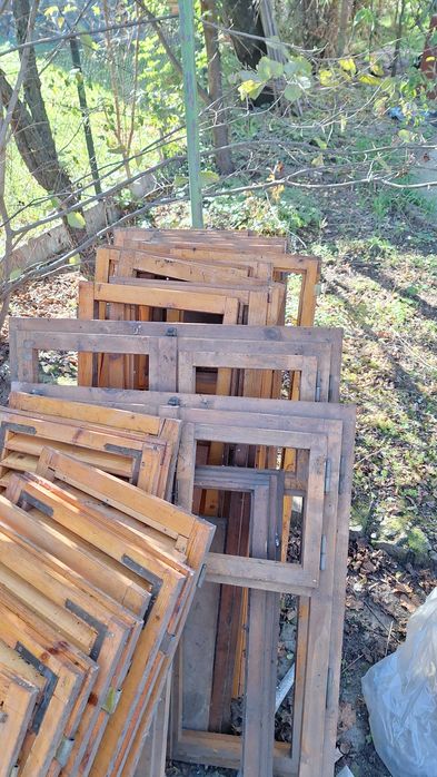 Дървена дограма с капаци (ново)