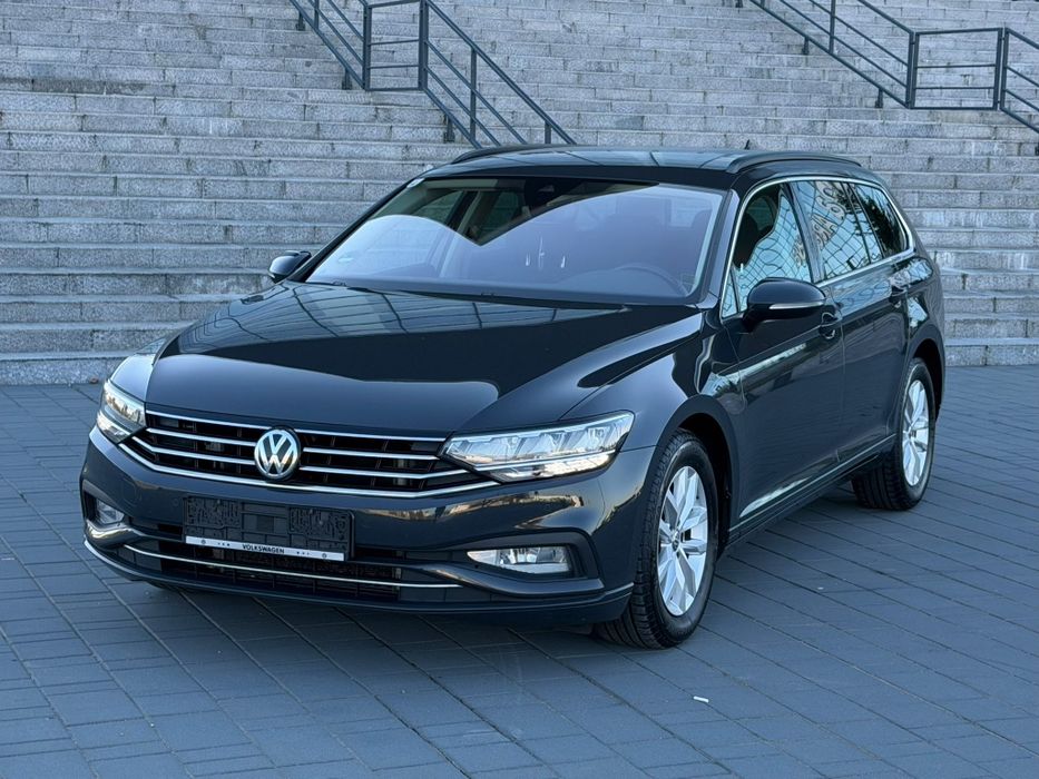 VOLKSWAGEN Passat 2021 — imagine 4