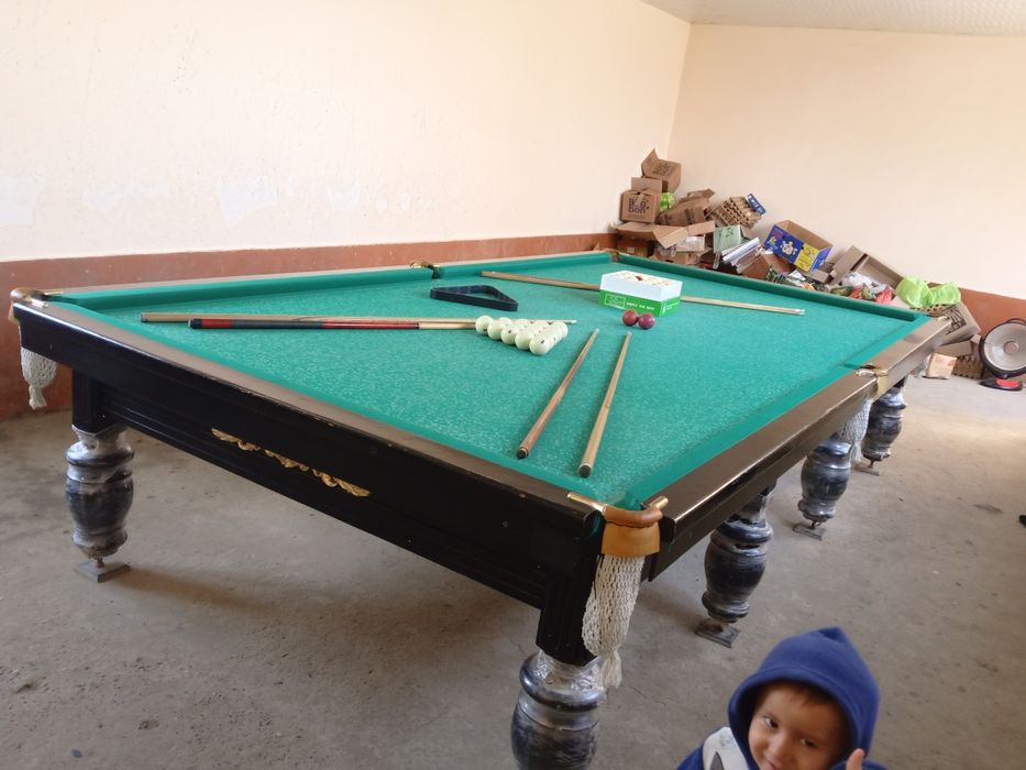 Билиард стол сотилади