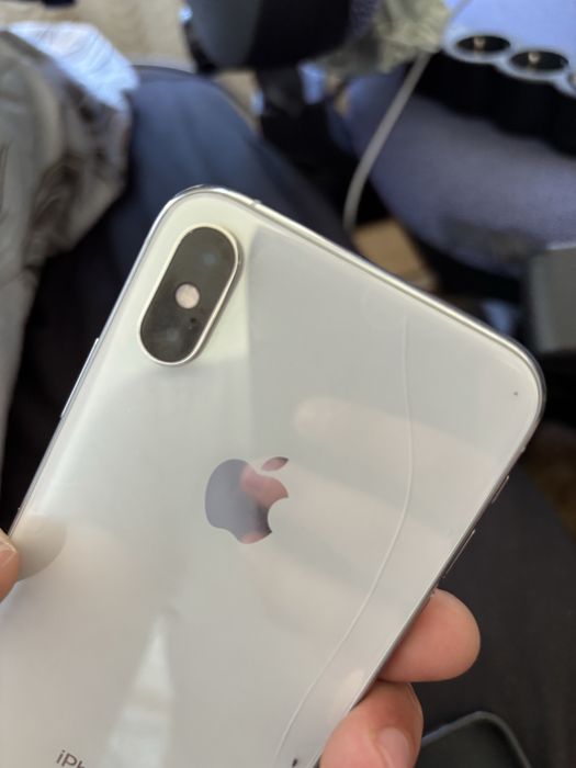 Iphone XS 64GB .