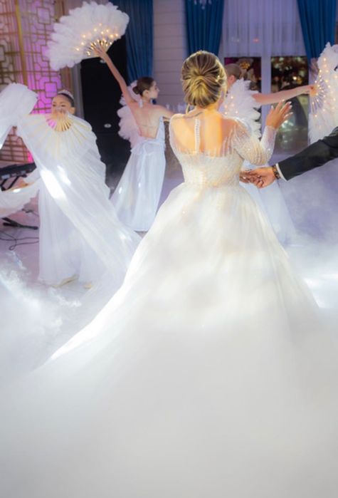 Vând rochie de mireasă