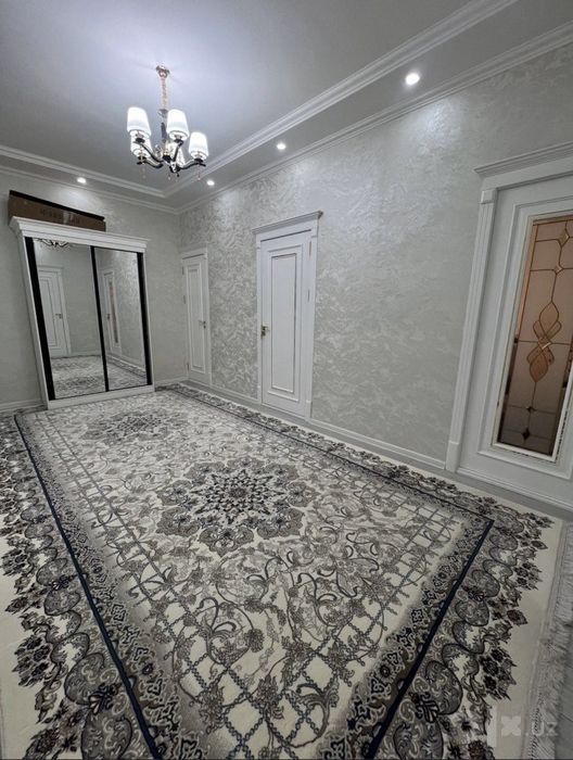 Срочно сдаётся квартиру 2 комнату адрес вагзал  400$