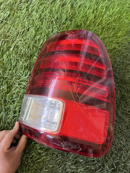 Задний фонарь LX470 рестайлинг