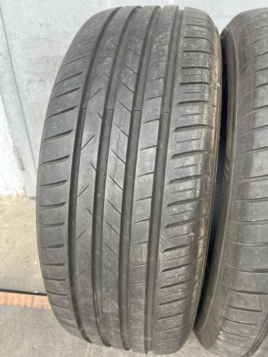 2 бр. летни гуми 215/55/17 Vredestein DOT 0222 5,2 mm