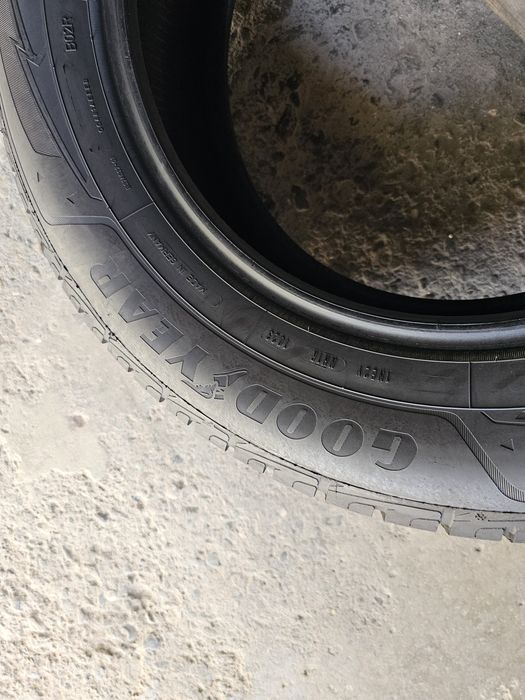 4 anvelope iarna 225 65 17 Goodyear 2023