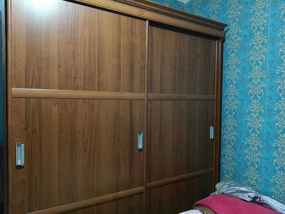 Продам Спальный гарнитур