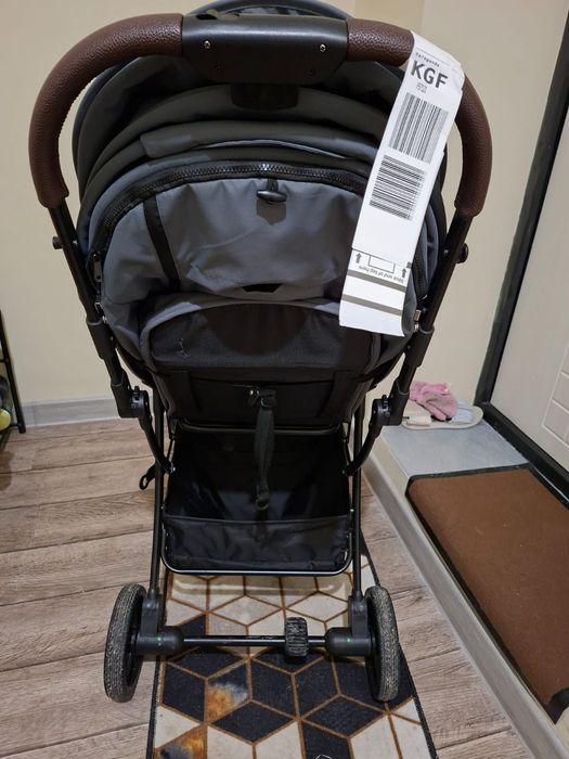 Продаю новую коляску