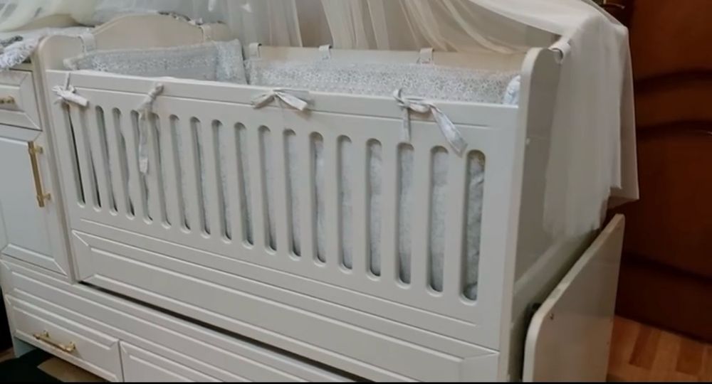 Детская кровать.