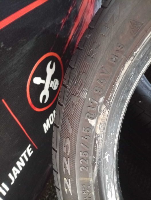245 45 17 pirelli