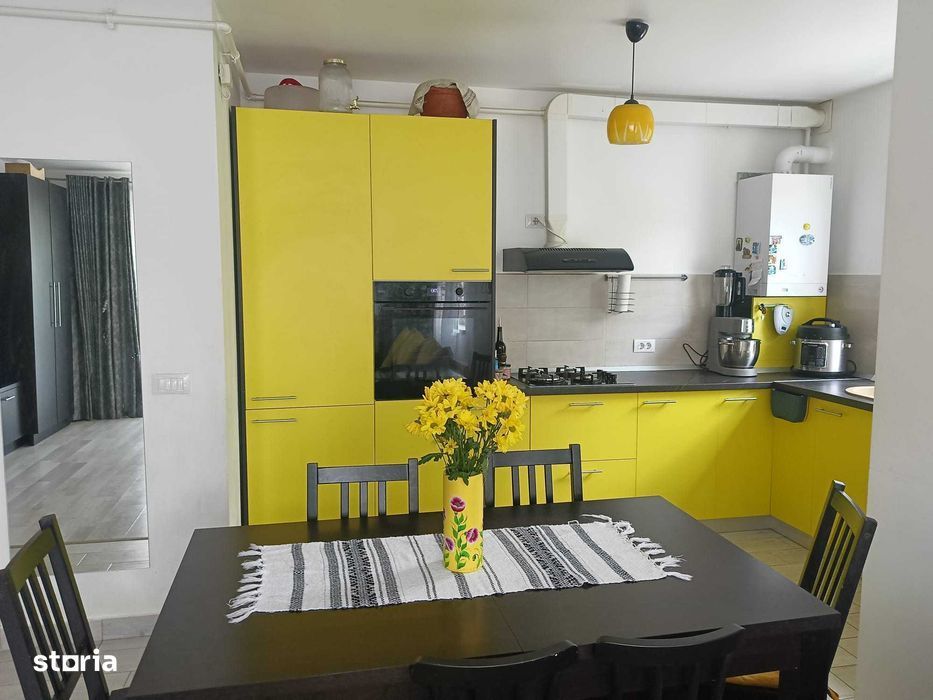 De vânzare apartament spațios și luminos în cartie