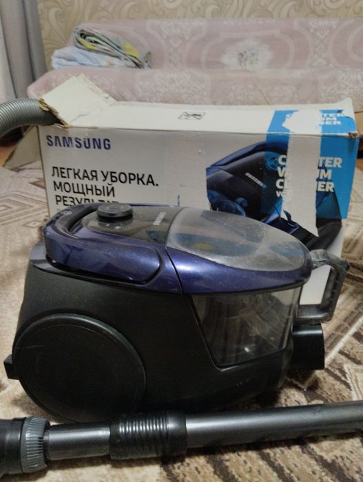 продам пылесос Samsung