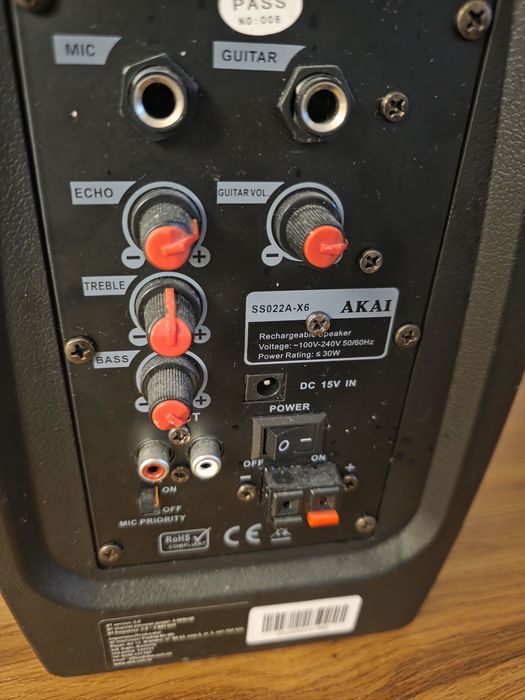 Boxa portabila Akai 30w
