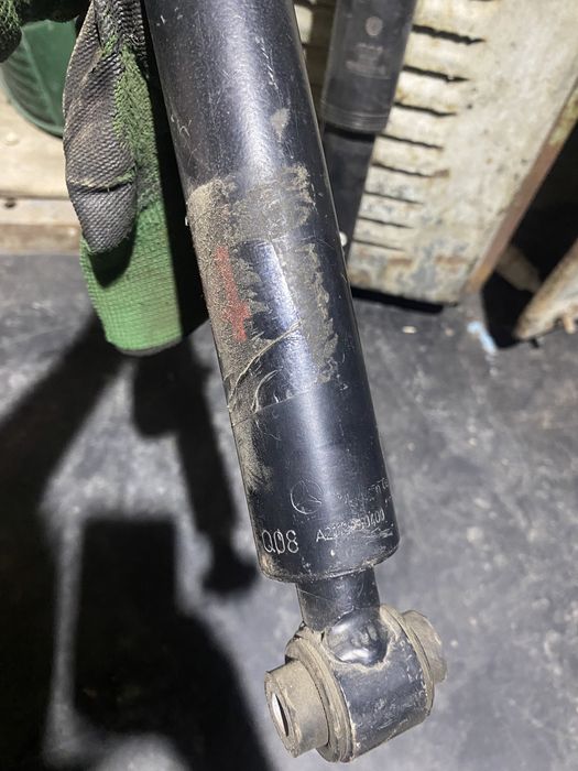 Амортизаторы на Мерседес w211